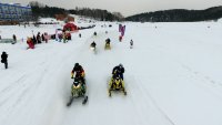 Снегоходным турниром встречали Масленицу в «Березке»