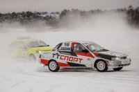 16 автогонщиков приняли участие в открытом чемпионате Красноярского края по ледовым гонкам
