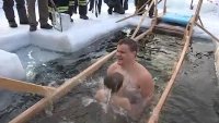 Несмотря на морозы, в городе по традиции организуют крещенские купания