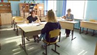Девятиклассники прошли новое испытание - собеседование по русскому языку