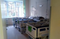 В двух инфекционных госпиталях КБ №42 занято более 80% коек