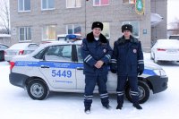 Зеленогорские полицейские спасли замерзающего 80-летнего пенсионера