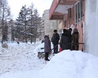 Жильцам нескольких подъездов по Набережной, 58 не хватает тепла