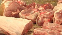 Горожане хотят знать как проверяют мясо на рынке