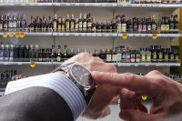 Принят закон об ограничениях розничной продажи алкоголя