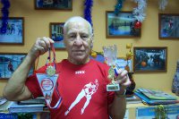 Ветеран ЭХЗ стал трехкратным чемпионом мира по конькобежному спорту
