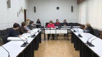 Транспортную доступность учреждений дополнительного образования обсуждали на депутатской комиссии