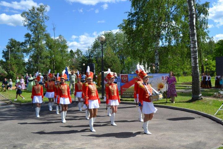 Народное гуляние 12 июня сценарий Народное гуляние 12 июня сценарий