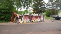 Зеленогорцы жалуются на перебои с  вывозом мусора