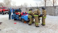 Сегодня пожарные соревновались в умении оказывать помощь в ДТП