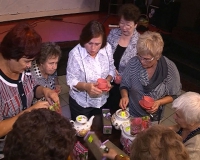 Зеленогорские пенсионеры восстанавливают старорусские традиции производства фито чая