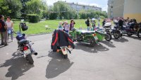 Зеленогорские байкеры напомнили детям правила дорожного движения
