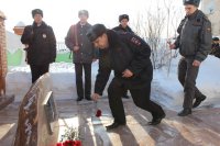 Бородинские полицейские почтили память коллеги, погибшего при задержании преступника