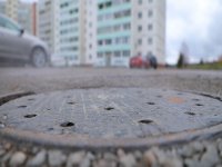 На Набережной, 72 управляющая компания изолировала подвал от запаха канализации
