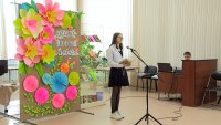 В библиотеке им. Маяковского провели поэтический баттл среди школьников &quot;Весна. Книга. Любовь&quot;
