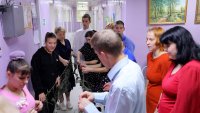 В доме социального обслуживания "Зеленогорский" начали плести антидроновые шторы