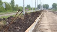 Ремонт части дороги по улице Октябрьское шоссе в районе КПП-1 идет по графику