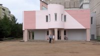 Территория возле ЗАГСа продолжает благоустраиваться по программе "Формирование комфортной городской среды"