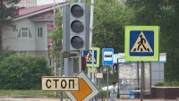 Работы по замена светофоров на перекрёстке улиц Заводской, Молодежной и Строителей завершаются
